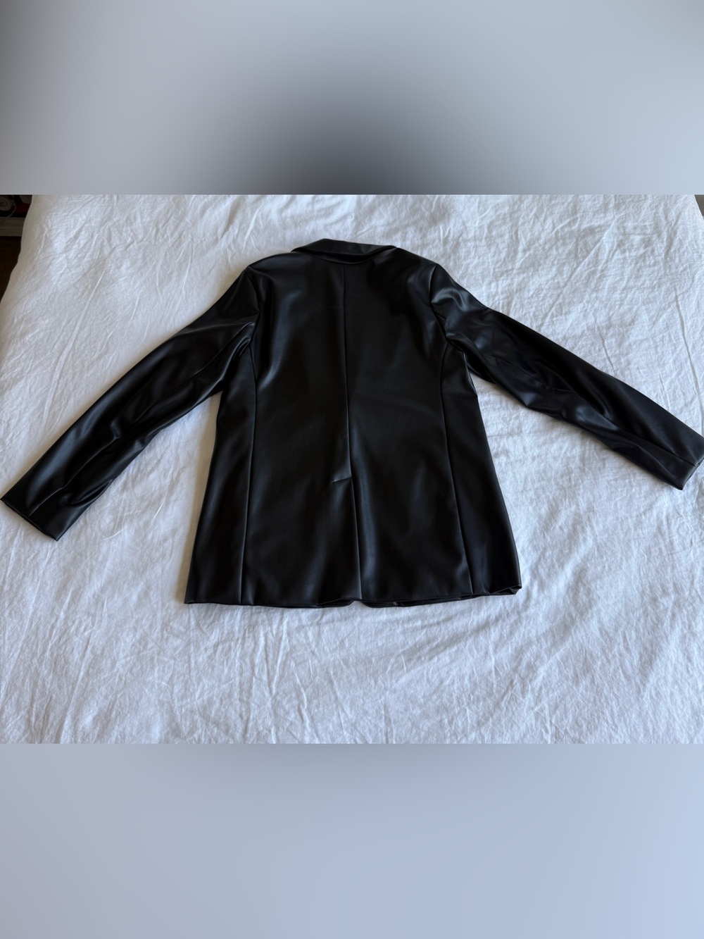 GAP Women's Black Relaxed Vegan-Leather Blazer Size M - Picture 6 of 13
